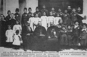 Orphelins arméniens d'Adana éduqués par les institutions catholiques du Levant