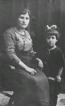 Mère et soeur de Hrant Saryan