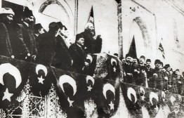 Proclamation de la Guerre sainte, Djihad, à Constantinople