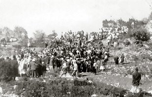 Arméniens montant sur le mont Moïse