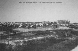 Campement de rescapés arméniens à la périphérie d’Adana.