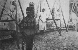 Pendaison de trois des six condamnés à mort arméniens